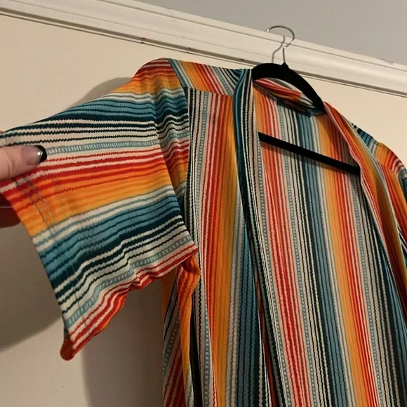 this was only wore a couple of times - Picture 3 of 3